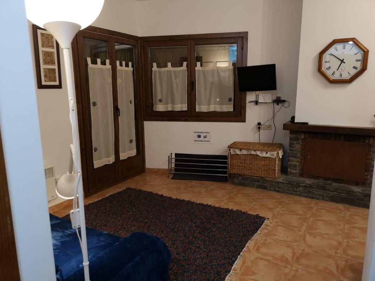 Apartament De La Lali Roní Εξωτερικό φωτογραφία
